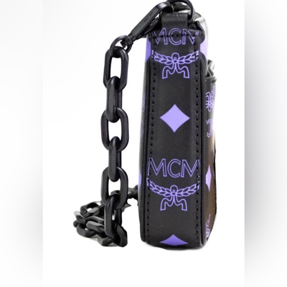 MCM Dahila Crossbody - Picture 7 of 10